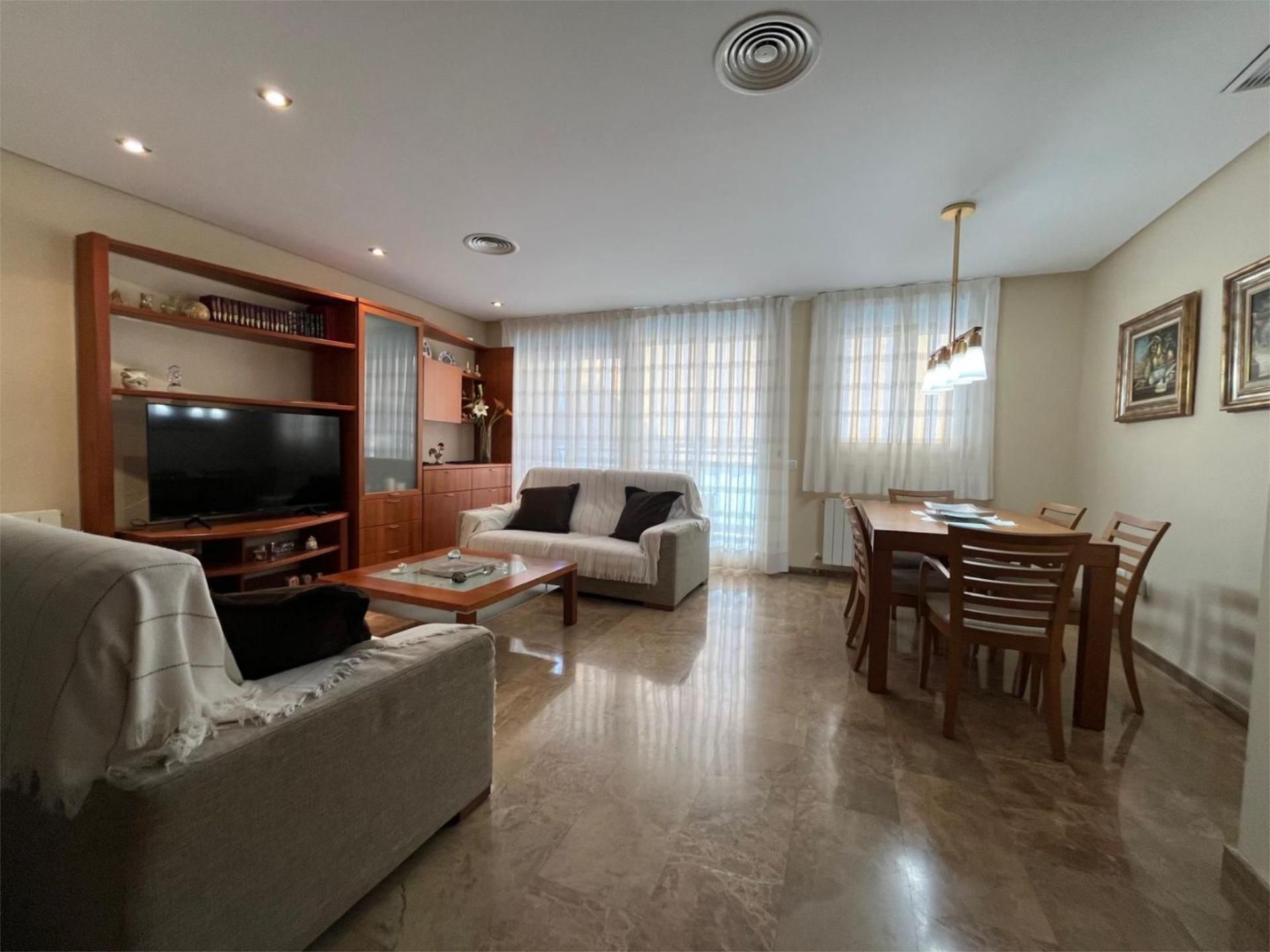 Vista exterior de Pis en venda en Torrent