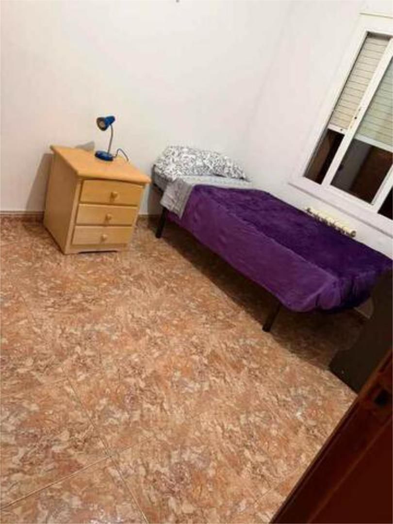 Apartament per a compartir a Rocafonda Apartament per a compartir a Rocafonda