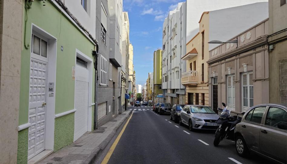 Pis en venda a Calle de Fernando Primo de Rivera, 48, Salamanca - Uruguay, Santa Cruz de Tenerife Capital - imatge 1 Foto 1 de Pis en venda a Calle de Fernando Primo de Rivera, 48, Salamanca - Uruguay, Santa Cruz de Tenerife Capital