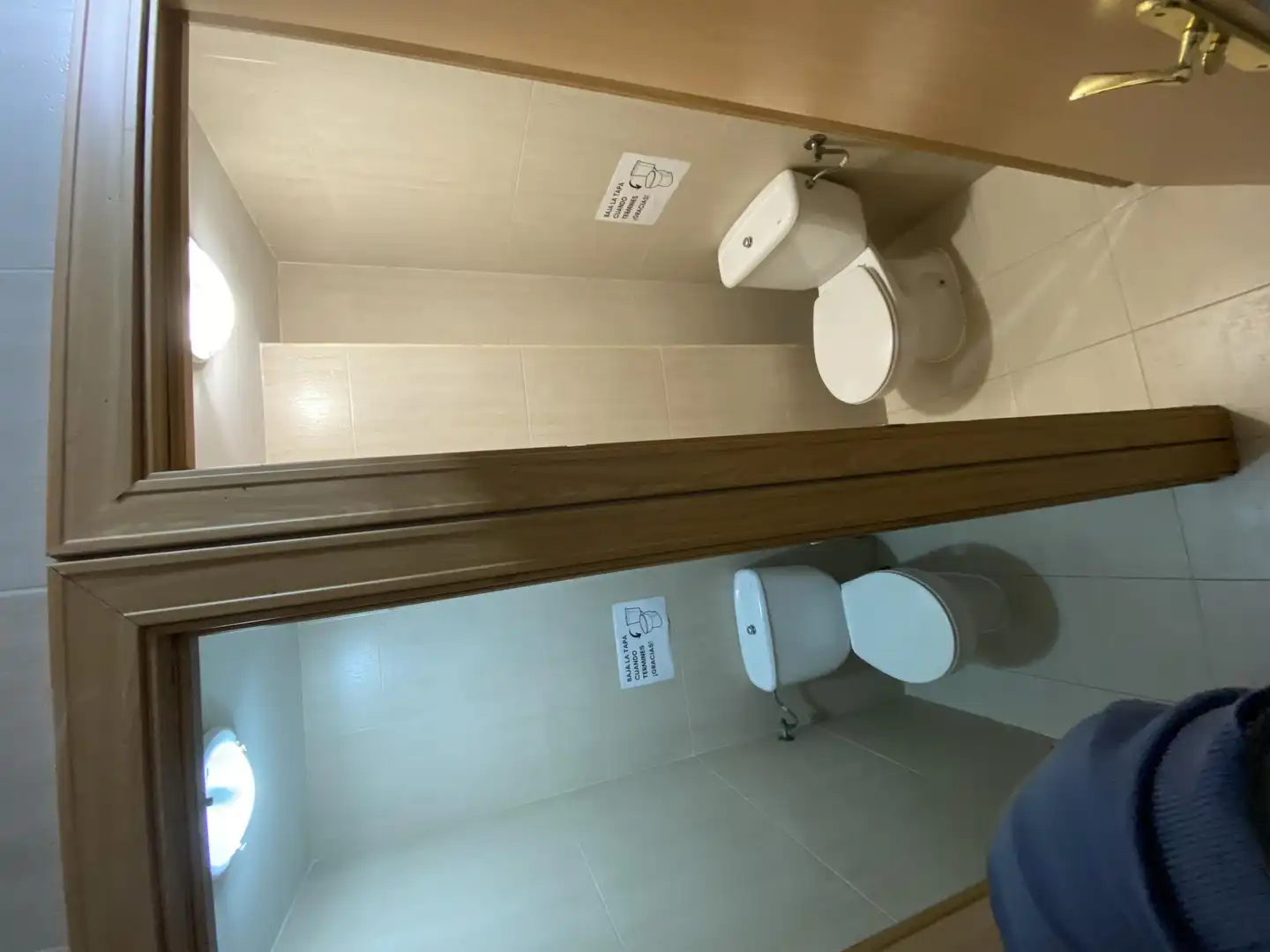 Baño de Local de alquiler en Madrid con Aire acondicionado