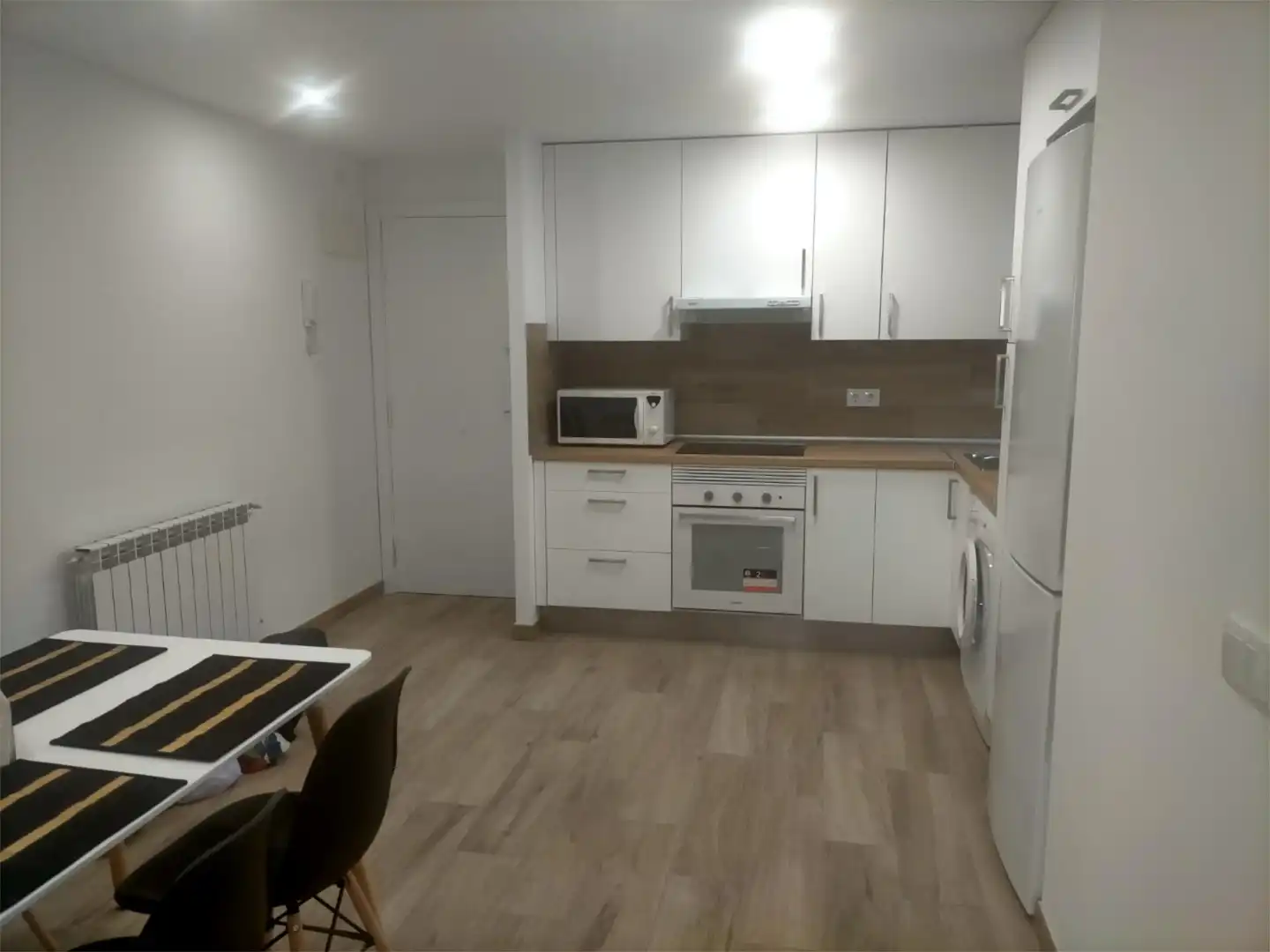 Cocina de Piso para compartir en Móstoles con Calefacción y Amueblado