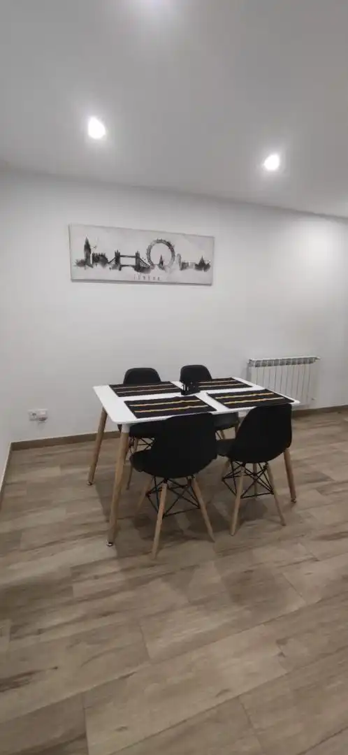 Comedor de Piso para compartir en Móstoles con Calefacción y Amueblado