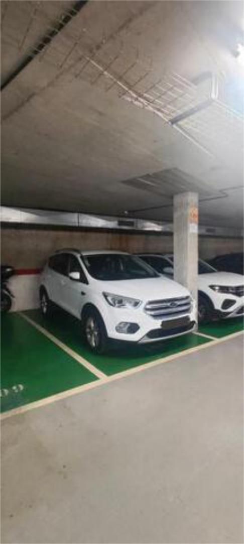 Aparcament de Garatge de lloguer en Esplugues de Llobregat
