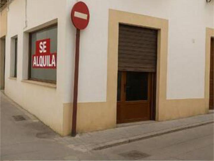 Premises to rent in Baeza, Jaén - image 1 Photo 1 of Premises to rent in Baeza, Jaén