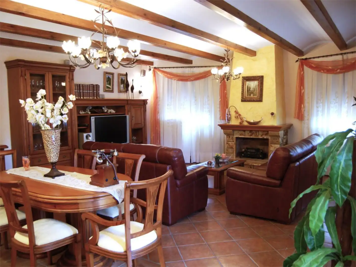 Casa o chalet en venta en Urbanización la Pinada, 37, Cañadas de San Pedro Sala de estar de Casa o chalet en venta en Murcia con Aire acondicionado, Calefacción y Jardín privado