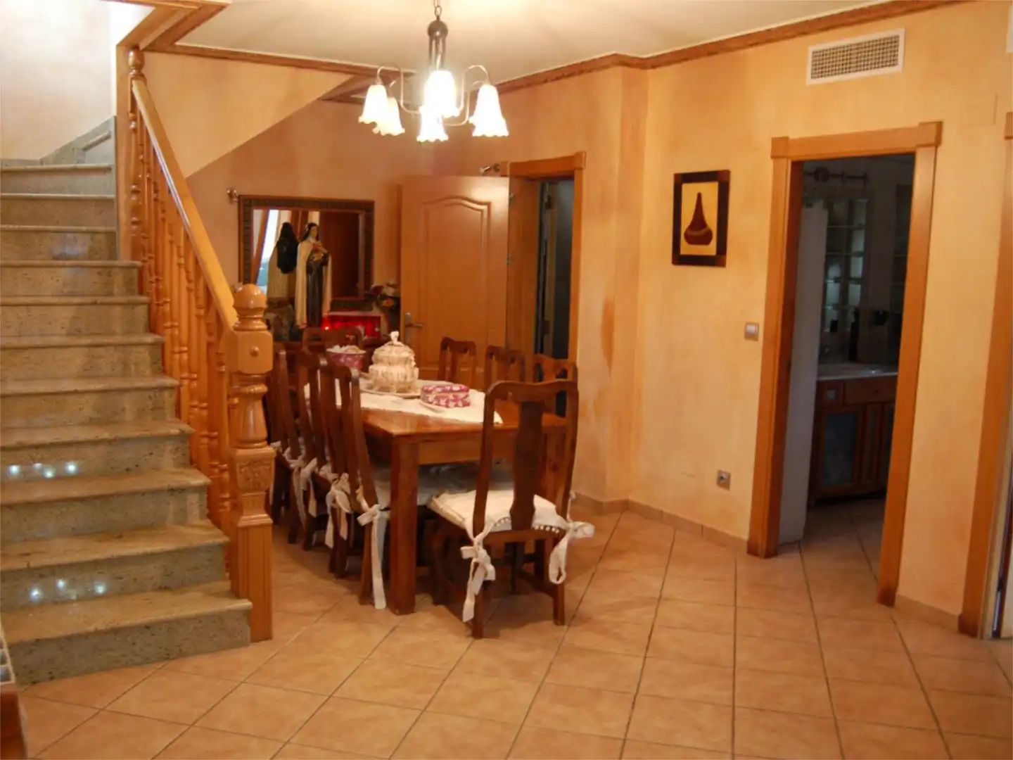 Casa o chalet en venta en Urbanización la Pinada, 37, Cañadas de San Pedro Comedor de Casa o chalet en venta en Murcia con Aire acondicionado, Calefacción y Jardín privado