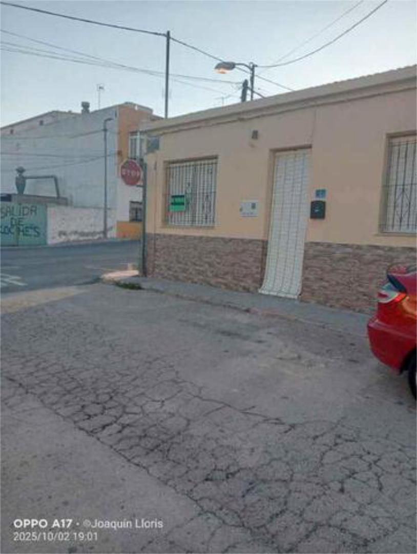 Vista exterior de Casa o xalet en venda en Orihuela amb Calefacció, Terrassa i Traster