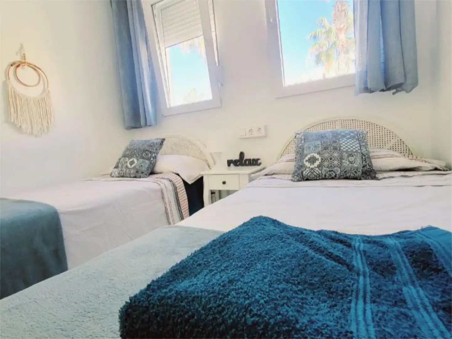 Detached homes for sale in Carrer de Gaianes, 1, Pueblo Español - Coveta Fumá Bedroom of Detached homes for sale in El Campello with Air Conditioner, Heating and Terrace