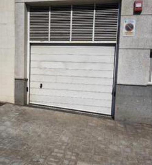 Garage to rent in Los Gladiolos, Santa Cruz de Tenerife - image 1 Photo 1 of Garage to rent in Los Gladiolos, Santa Cruz de Tenerife