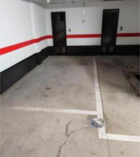 Garage to rent in Los Gladiolos, Santa Cruz de Tenerife - image 2 Photo 2 of Garage to rent in Los Gladiolos, Santa Cruz de Tenerife