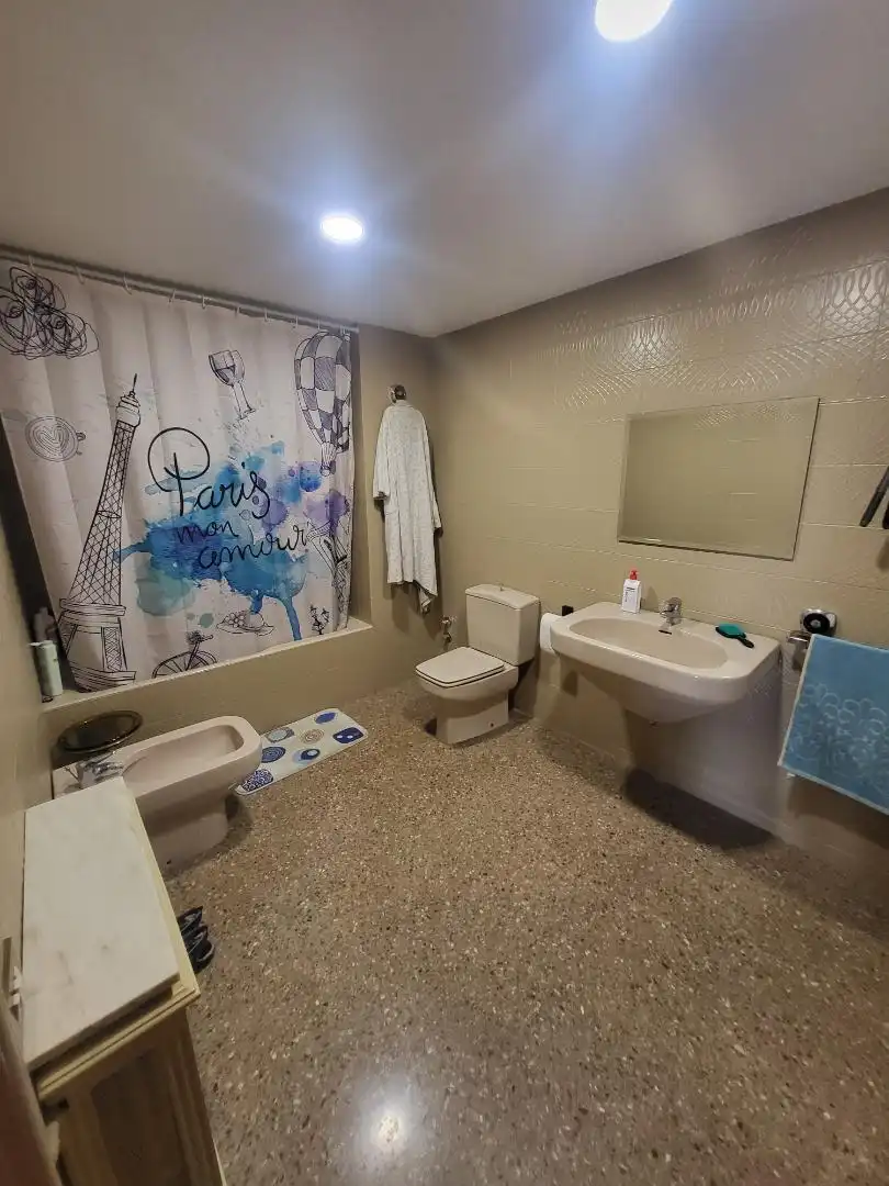 Bathroom of Flat for sale in L'Alcora  with Heating, Private garden and Parquet flooring