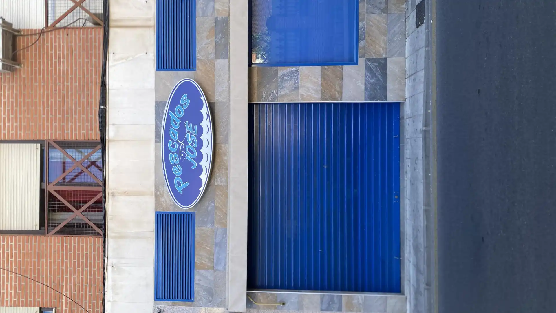 Vista exterior de Local en traspaso en Bargas con Aire acondicionado