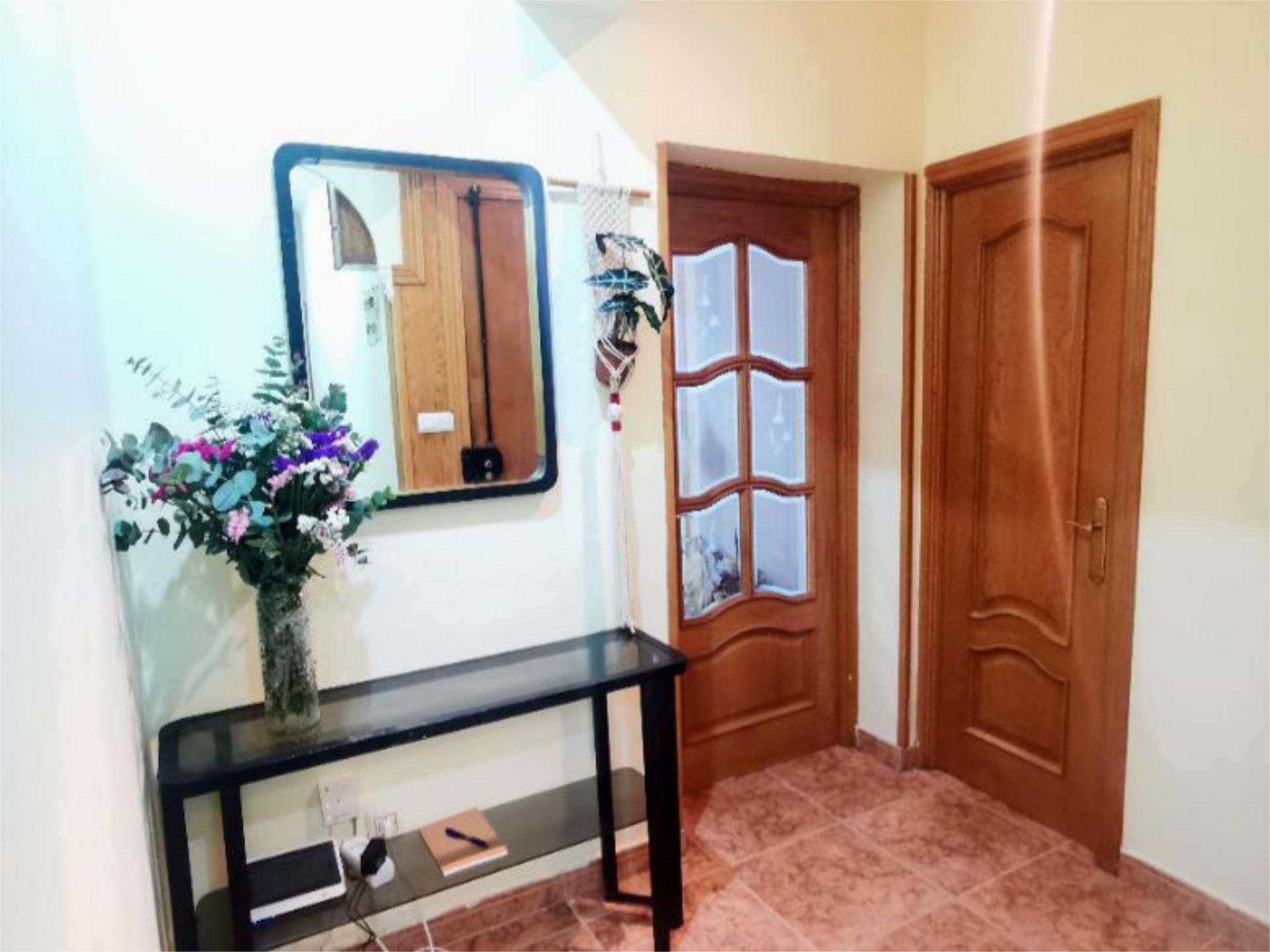 Pis per a compartir a Calle de la Cava Alta, 3, Palacio