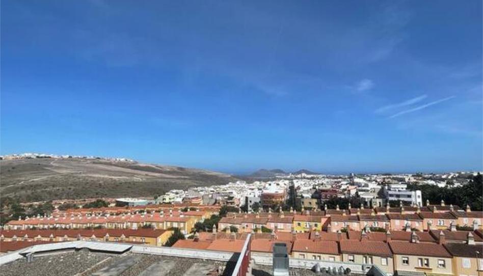 Piso en venta en Tamaraceite, Las Palmas - imagen 1 Foto 1 de Piso en venta en Tamaraceite, Las Palmas