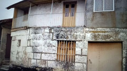 Foto 2 de Casa adosada en venta en Rúa Gabino Bugallal, 39, Leiro, Ourense