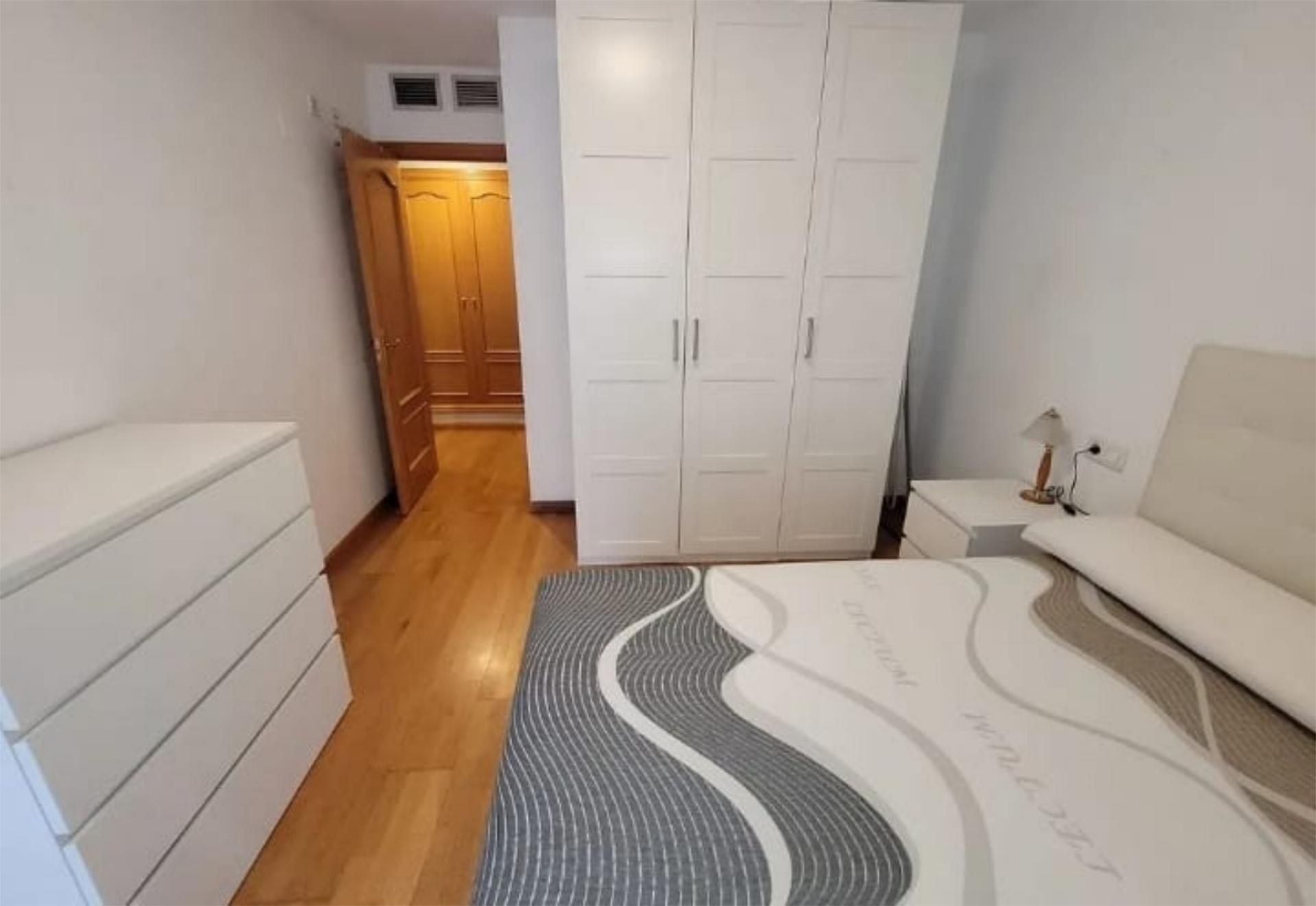 Flat to rent in Carrer Llobregat, 147, Collblanc - La Torrassa Bedroom of Flat to rent in L'Hospitalet de Llobregat with Air Conditioner and Balcony