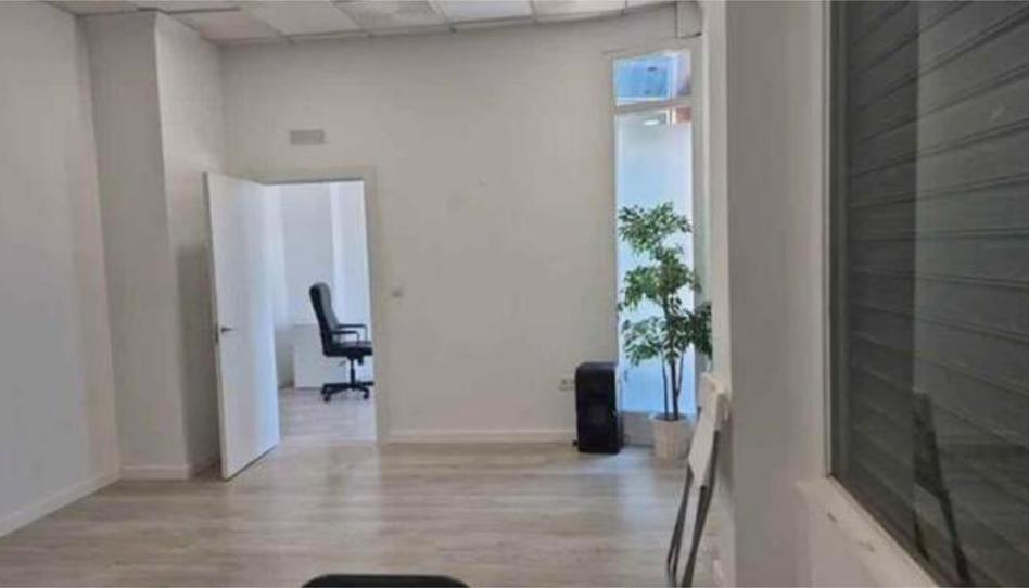 Foto 1 de Pis en venda a Capuchinos - Los Olivos, Málaga