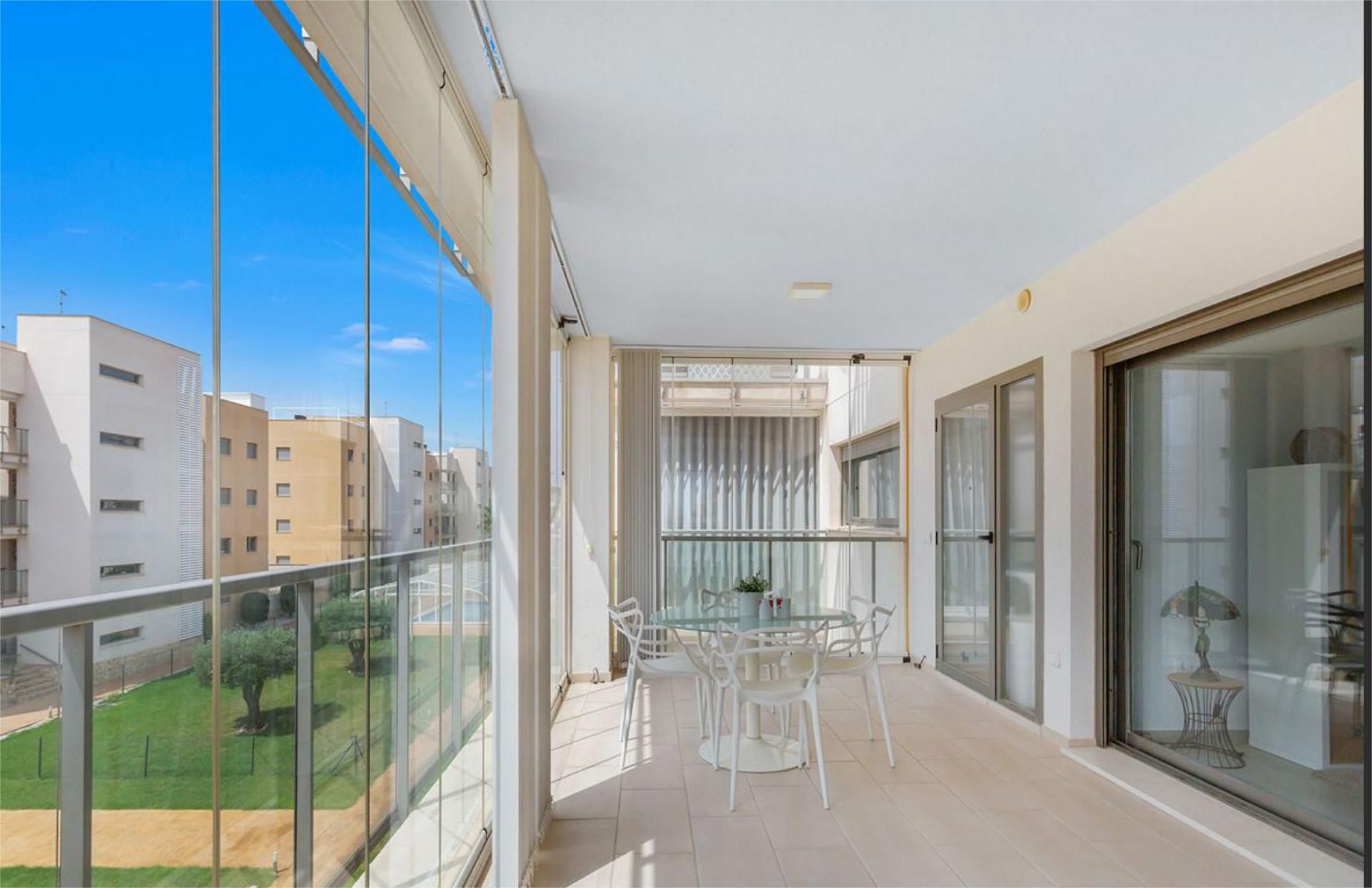 Flat for sale in Polígono E-2 el Barranco, 3b, Villamartín - Las Filipinas Terrace of Flat for sale in Orihuela with Air Conditioner, Terrace and Swimming Pool