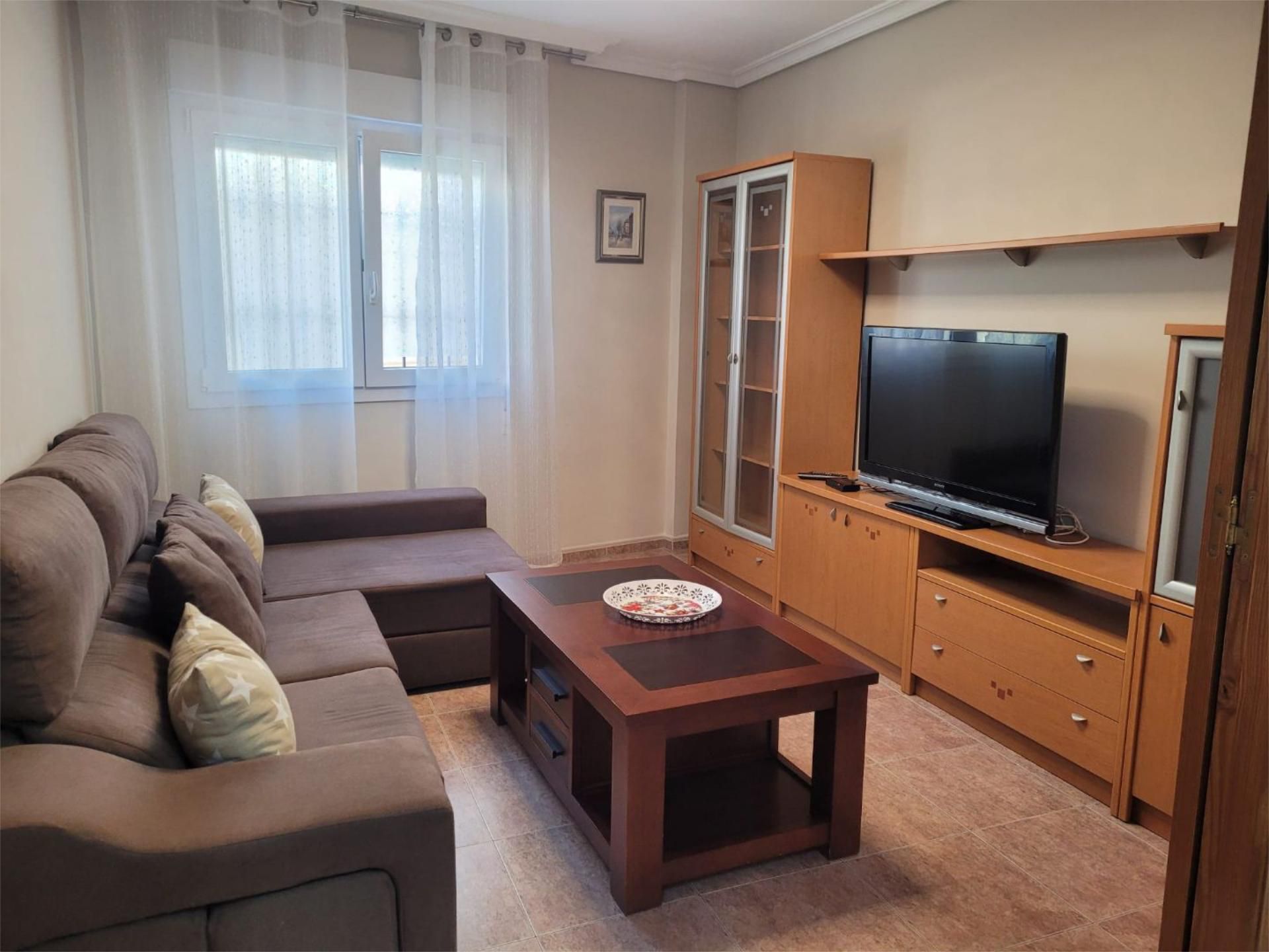 Sala d'estar de Pis de lloguer en  Almería Capital amb Aire condicionat i Moblat