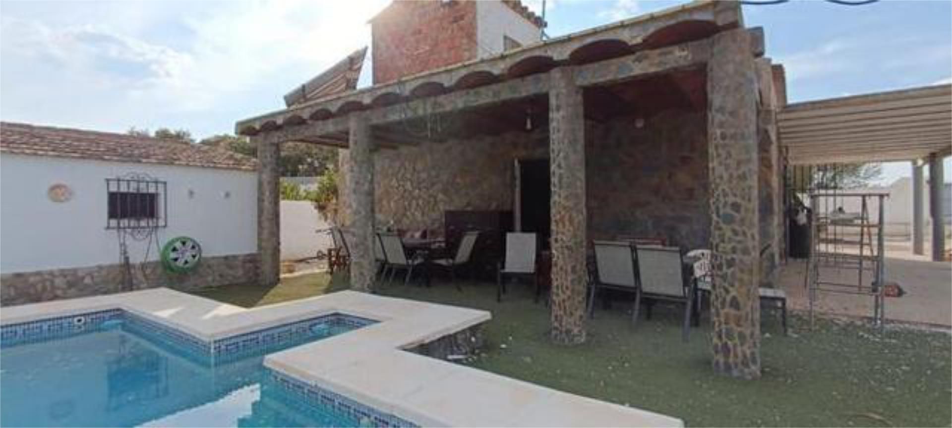 Jardí de Casa adosada en venda en La Puebla de Cazalla amb Jardí privat, Terrassa i Traster