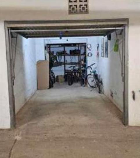 Box room to rent in Santa Eulària, Illes Balears - image 2 Photo 2 of Box room to rent in Santa Eulària, Illes Balears