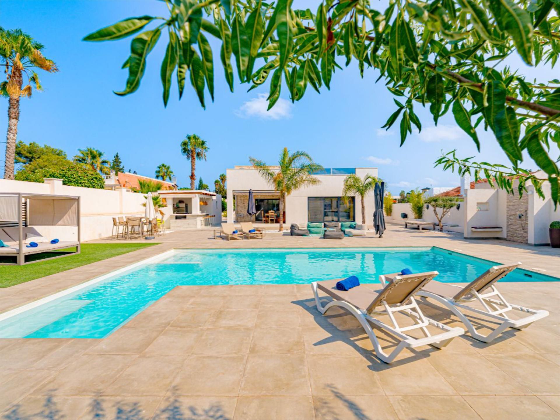 Swimming pool of House or chalet for sale in San Fulgencio  with Air Conditioner, Terrace and Swimming Pool