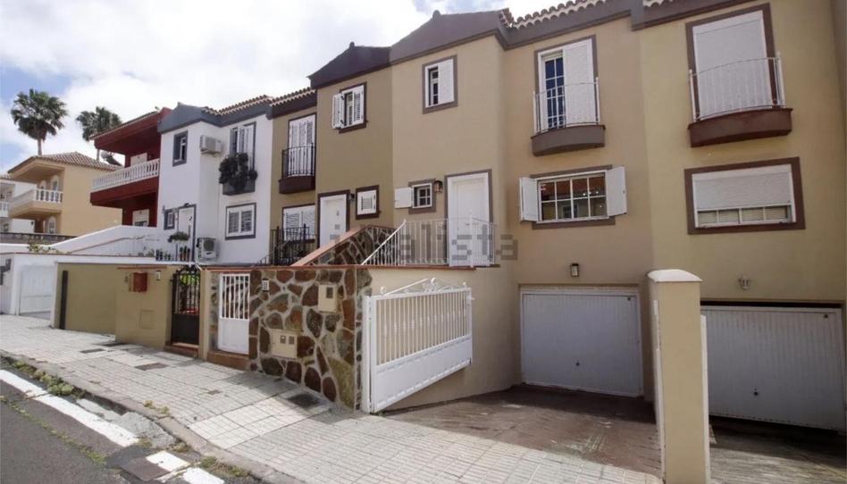 Casa adosada en venda a Calle Camino Los Guanches, 10b, Santa Catalina, Santa Cruz de Tenerife - imatge 1 Foto 1 de Casa adosada en venda a Calle Camino Los Guanches, 10b, Santa Catalina, Santa Cruz de Tenerife