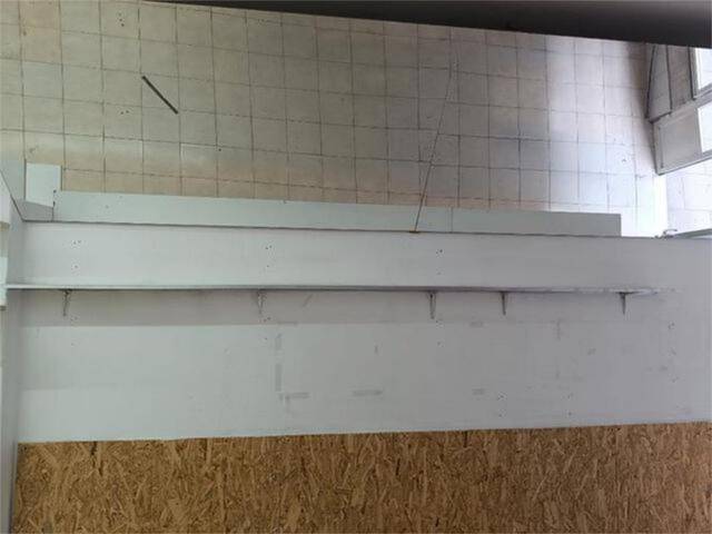 Local comercial en Alquiler en Os Mallos