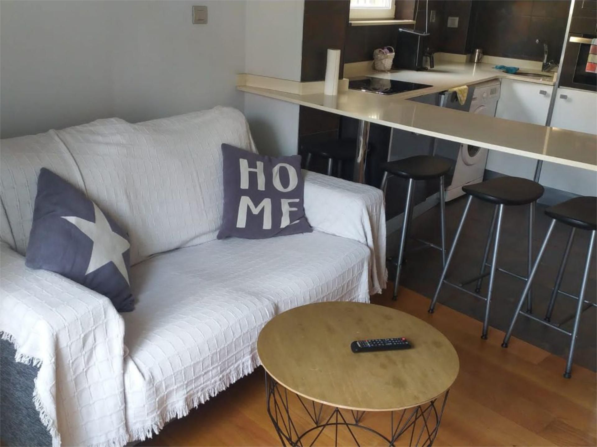 Apartament de lloguer a Calle Roca, 4, Centro - Ayuntamiento Sala d'estar de Apartament de lloguer en Santander