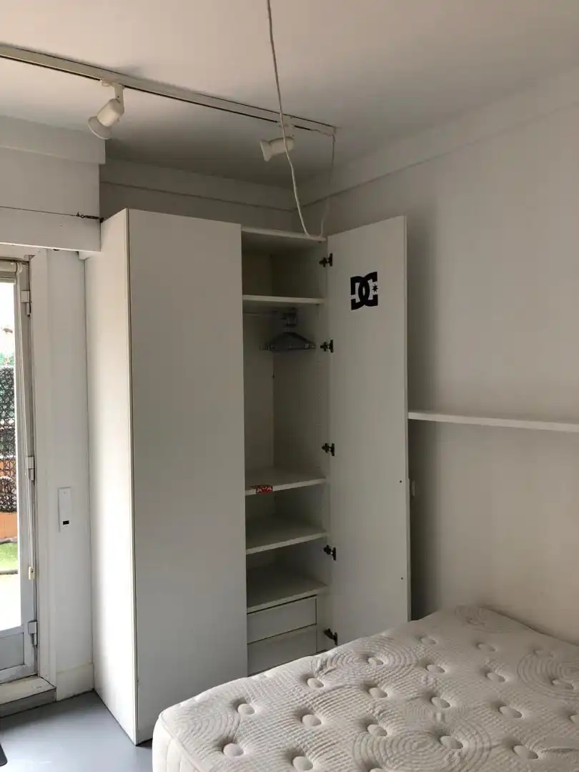 Zimmer in San Martzial Kalea, 50, Área Romántica Schlafzimmer von Wohnungen zur untervermieten in Donostia - San Sebastián mit Heizung, Privatgarten und Terrasse