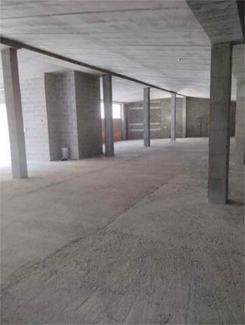 Industrial buildings to rent in Aller