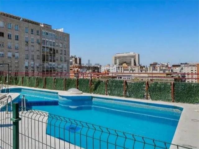 Piso en Venta en Calle del Padre Damián, 50 en Nueva España