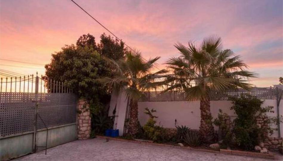 Casa adosada en venda a Alberic, Valencia - imatge 1 Foto 1 de Casa adosada en venda a Alberic, Valencia