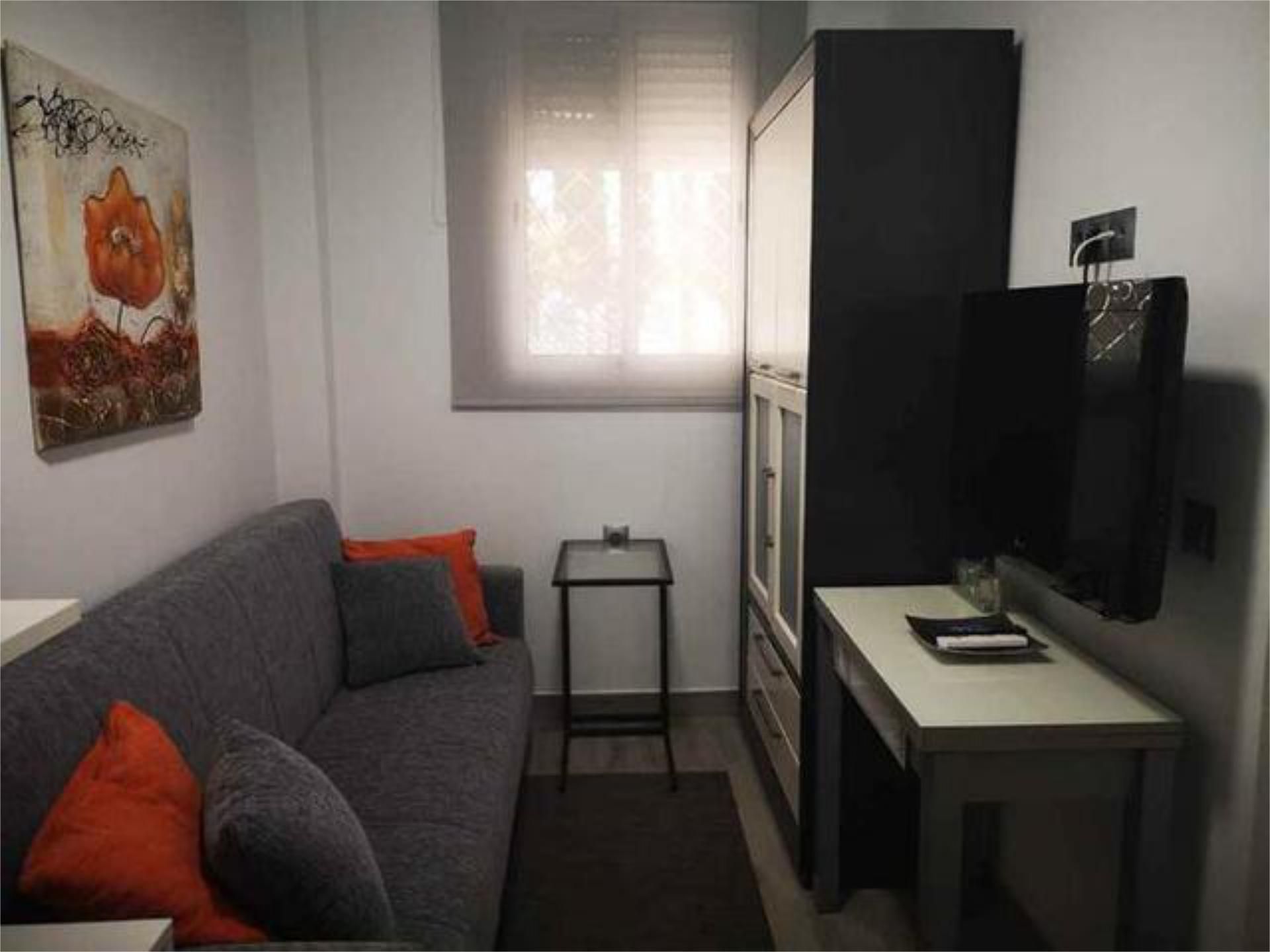 Estudi de lloguer a Colores - Entreparques Dormitori de Estudi de lloguer en Sevilla Capital