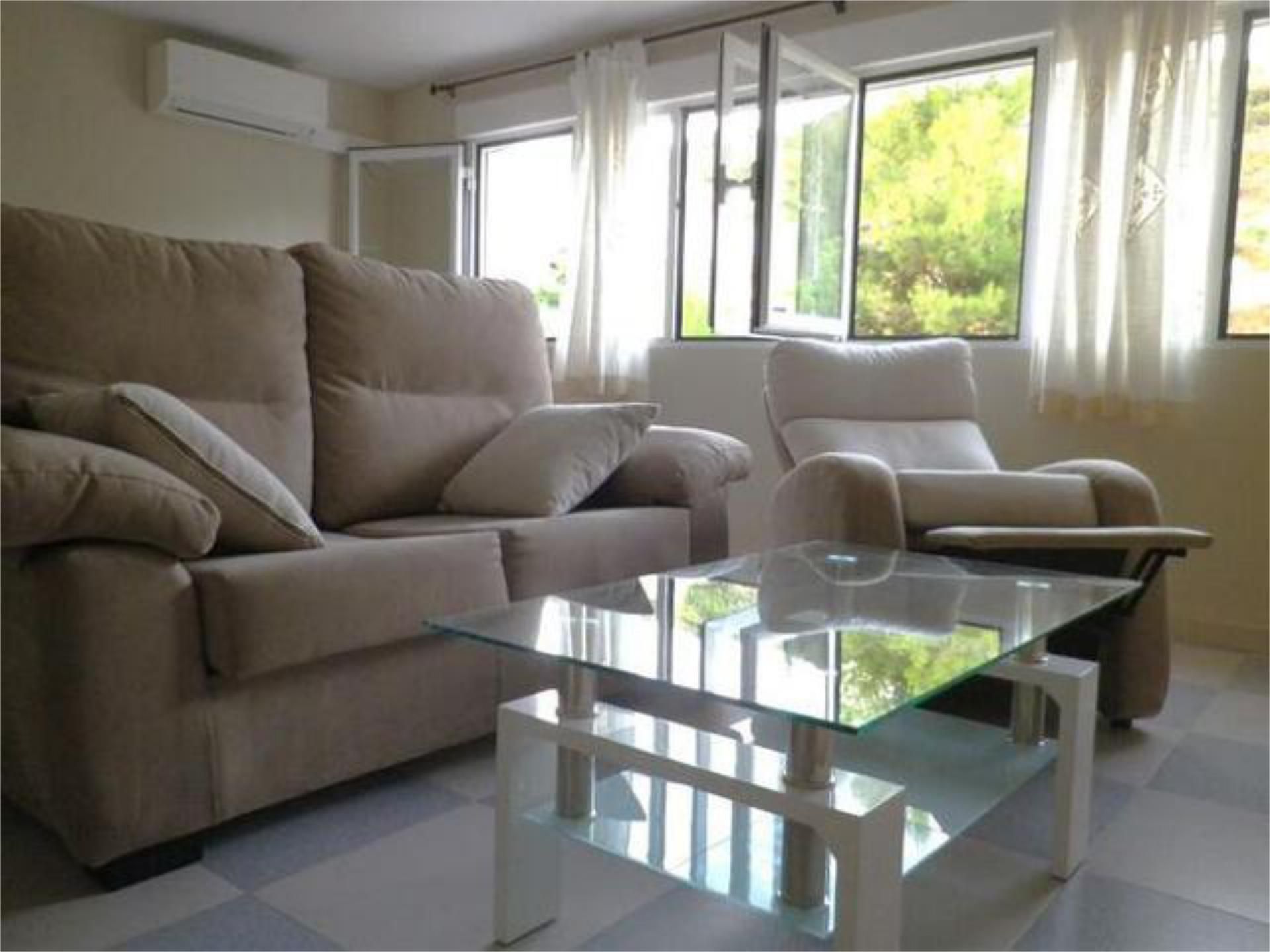 Sala d'estar de Pis de lloguer en Beas de Segura amb Moblat