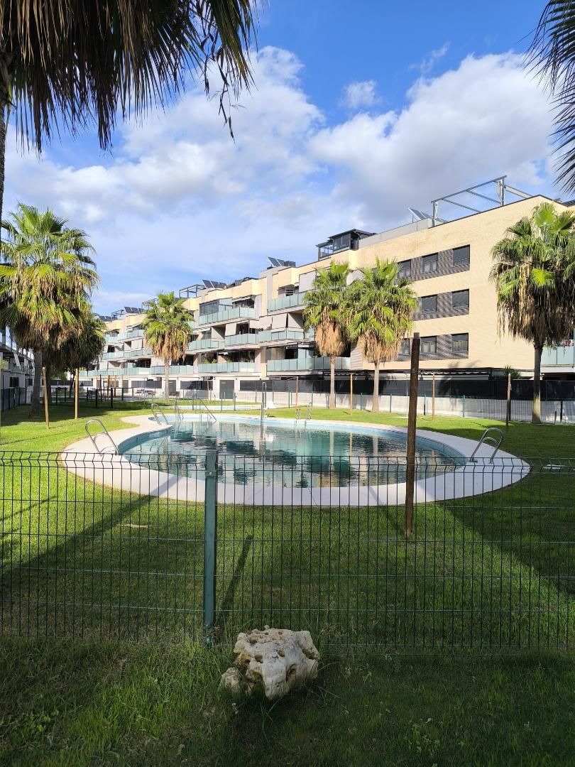 Flat to rent in Avenida de Europa, 190, Barrio Alto Swimming pool of Flat to rent in San Juan de Aznalfarache with Air Conditioner, Heating and Private garden