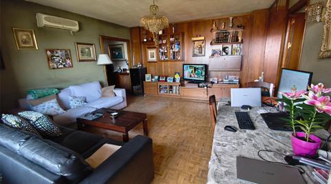 Foto 3 de Piso en venta en Calle de Ramón Areces, 14, Media Legua, Madrid