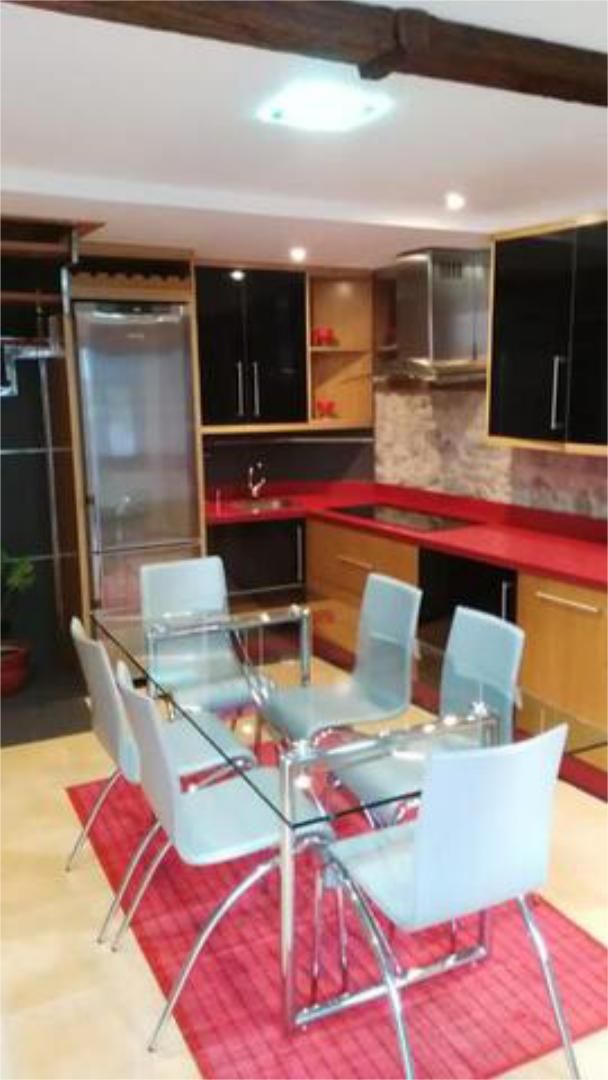 Casa o xalet de lloguer a Cambados Cuina de Casa o xalet de lloguer en Cambados amb Calefacció i Moblat