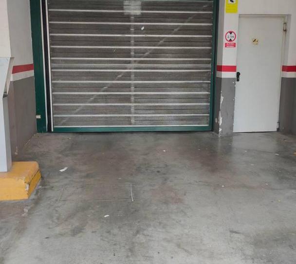 Photo 1 of Garage to rent in Avinguda del Doctor Peset Aleixandre, 112d, Barrio de Benicalap, Valencia