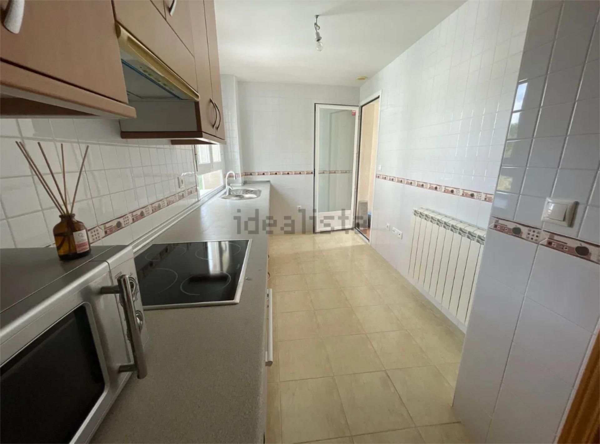 Flat for sale in Calle Ángel Pereira, 24, Argamasilla de Alba Kitchen of Flat for sale in Argamasilla de Alba with Terrace