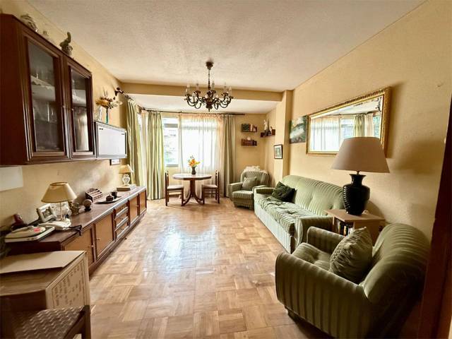 Piso en Venta en Avenida de la Ciudad de Barcelona, 122 en Pacífico