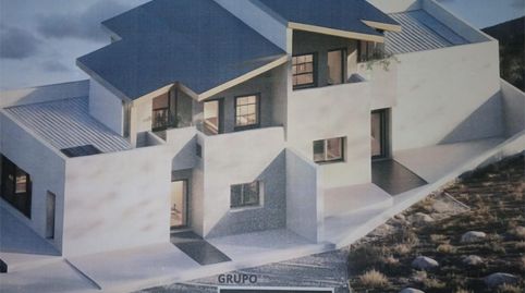 Foto 2 de Piso en venta en Camino Forestal, 42, La Adrada , Ávila