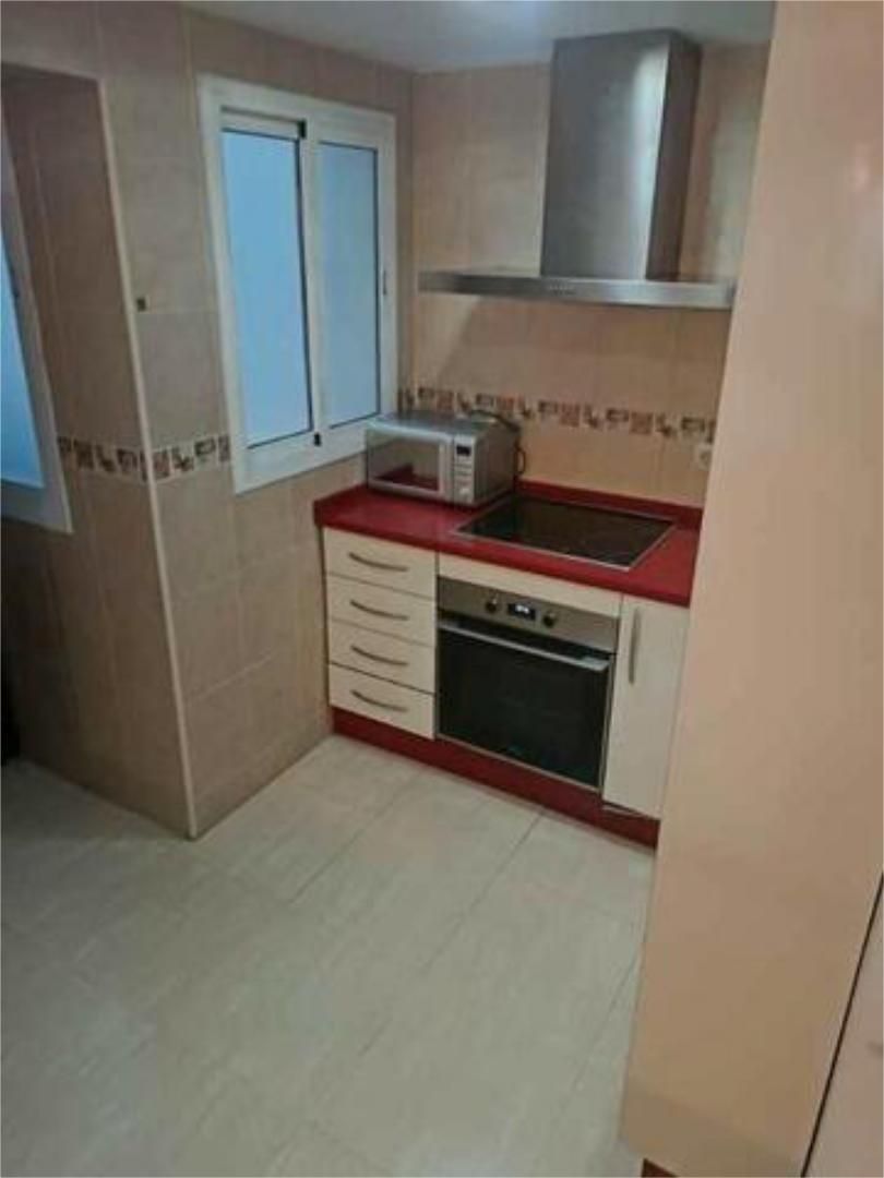 Kitchen of Flat for sale in  Sevilla Capital  with Furnished