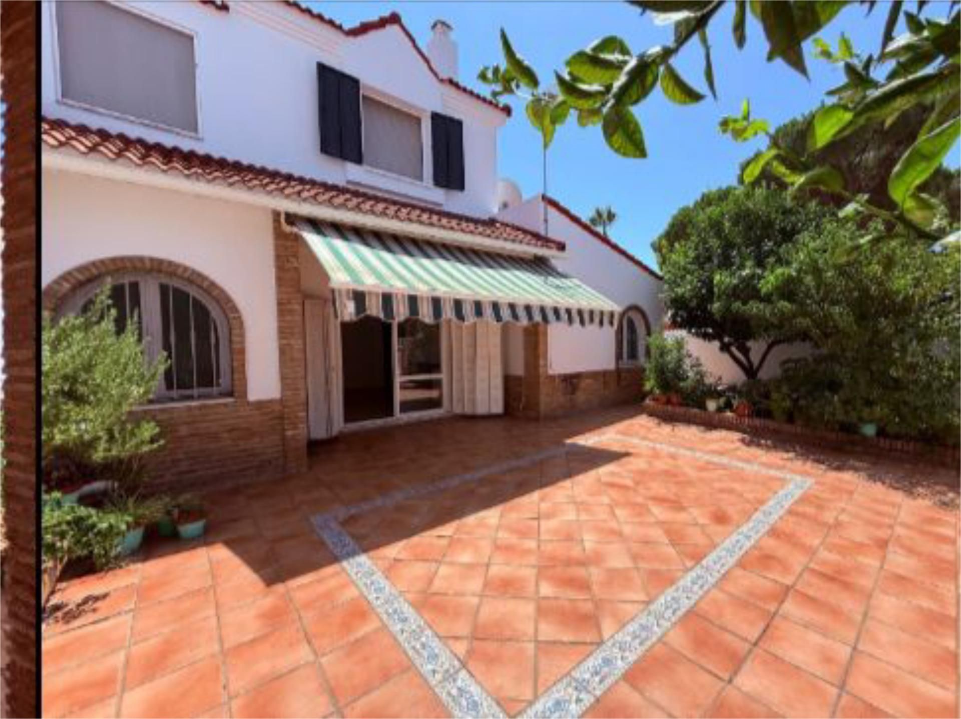 Single-family semi-detached for sale in Avenida Los Príncipes, 46, Aljaraque Garden of Single-family semi-detached for sale in Aljaraque with Swimming Pool