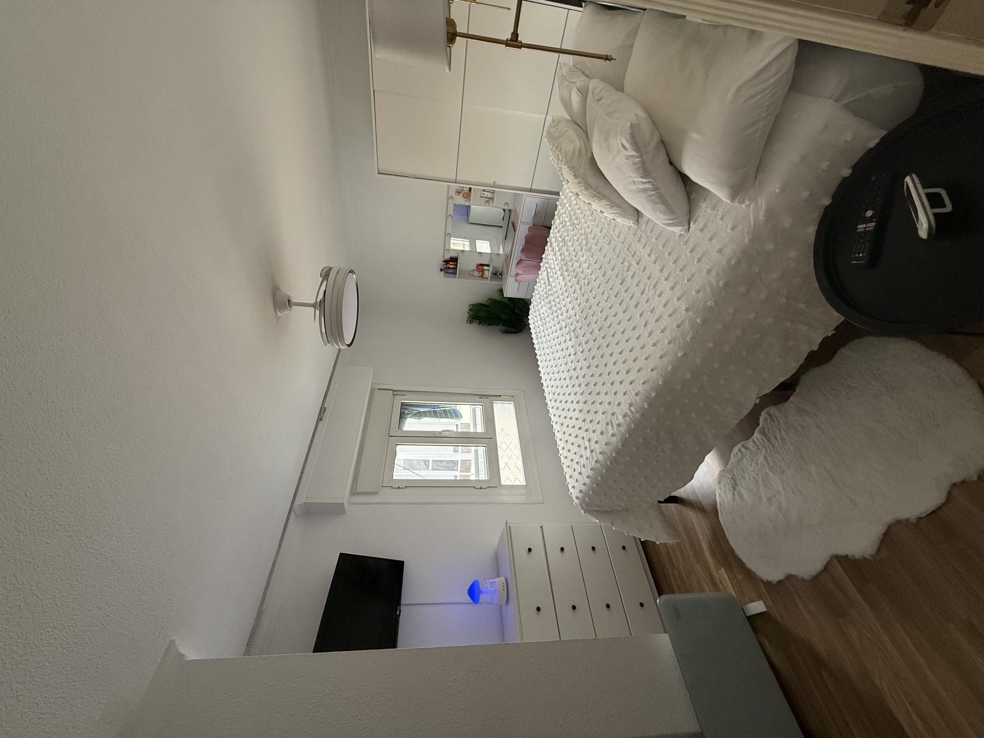 Pis en venda a Calle Pablo Iglesias, 19, Plaza de Toros - Avenida Chapí - Trinquete Dormitori de Pis en venda en Elda amb Aire condicionat i Balcó