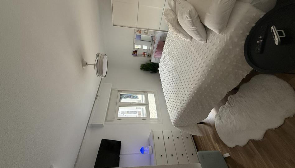 Piso en venta en Calle Pablo Iglesias, 19, Plaza de Toros - Avenida Chapí - Trinquete, Alicante - imagen 1 Foto 1 de Piso en venta en Calle Pablo Iglesias, 19, Plaza de Toros - Avenida Chapí - Trinquete, Alicante