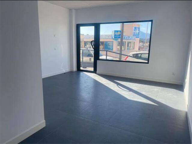 Oficina en Alquiler en Coín