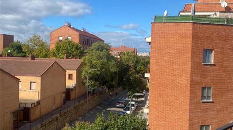 Photo 2 of Flat for sale in Calle de Cardeñosa, 67, Entrevías, Madrid