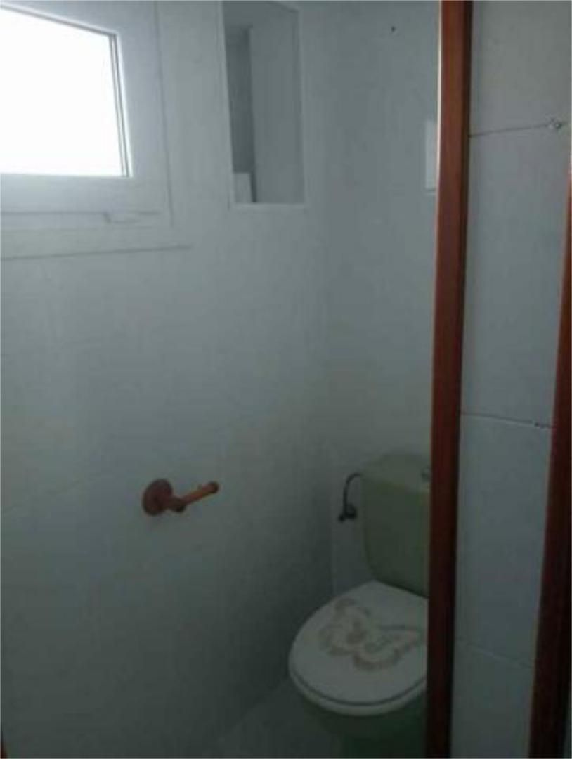 Bathroom of Flat for sale in L'Hospitalet de Llobregat  with Terrace