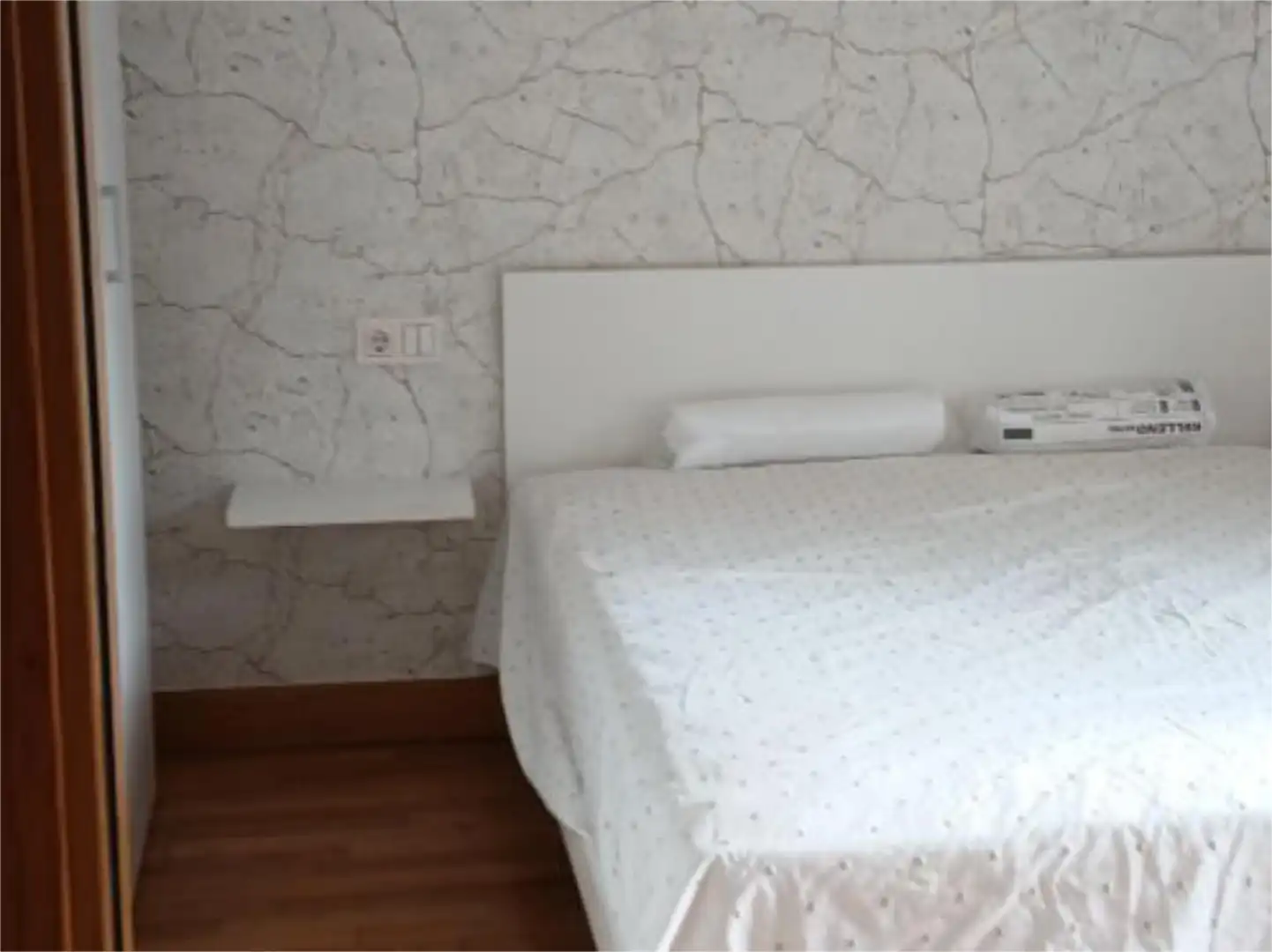 Bedroom of Flat for share in Alegia  with Heating, Furnished and Balcony